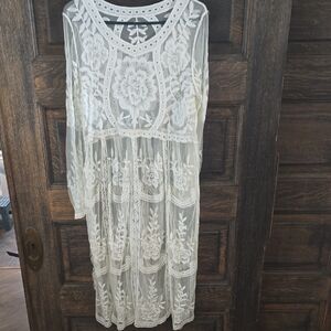 Elegant Cream Lace Dress